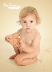 Showing skin is a great way to create a wonderful first birthday memory