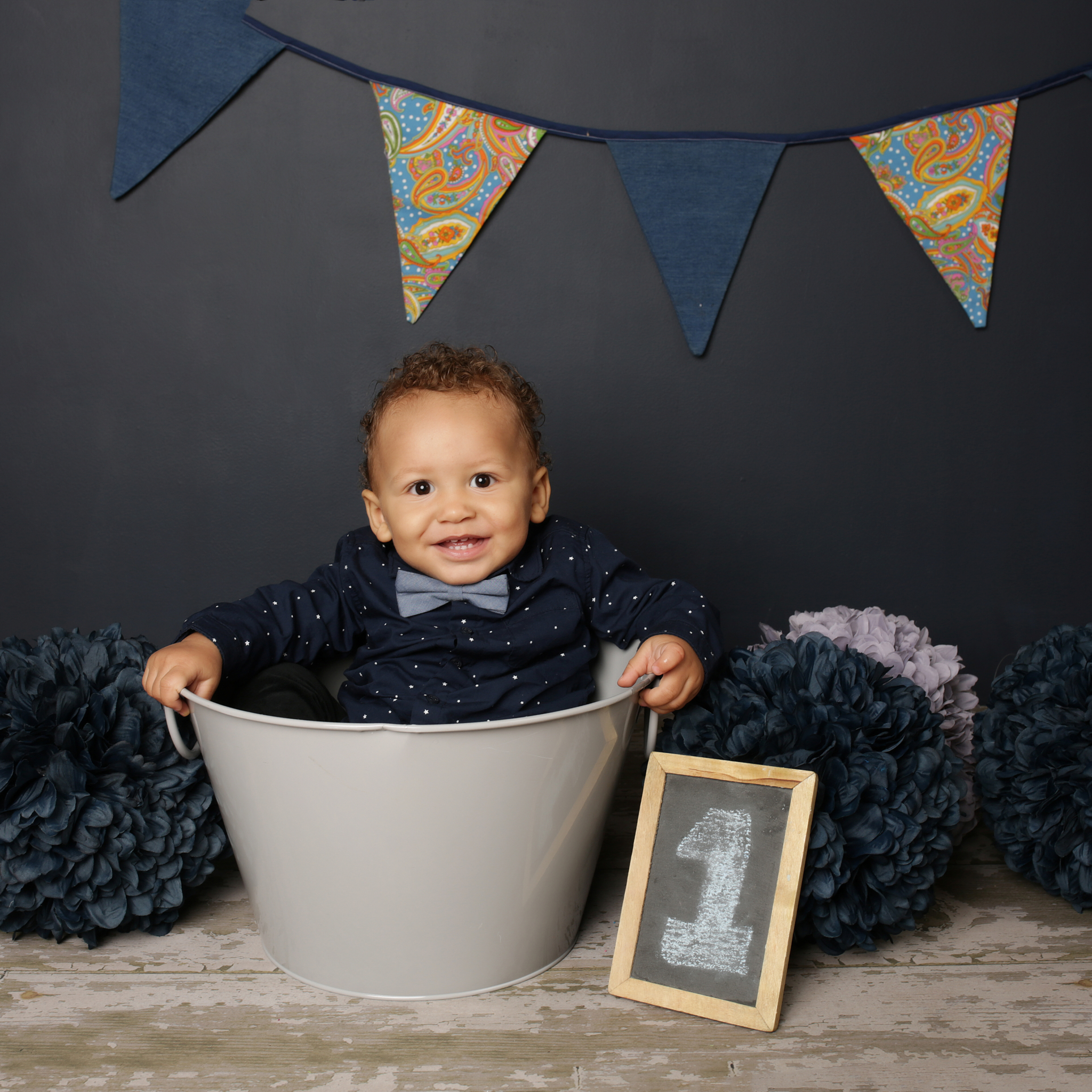 Banner w/Navy & Grey Poofs in Bucket On Navy